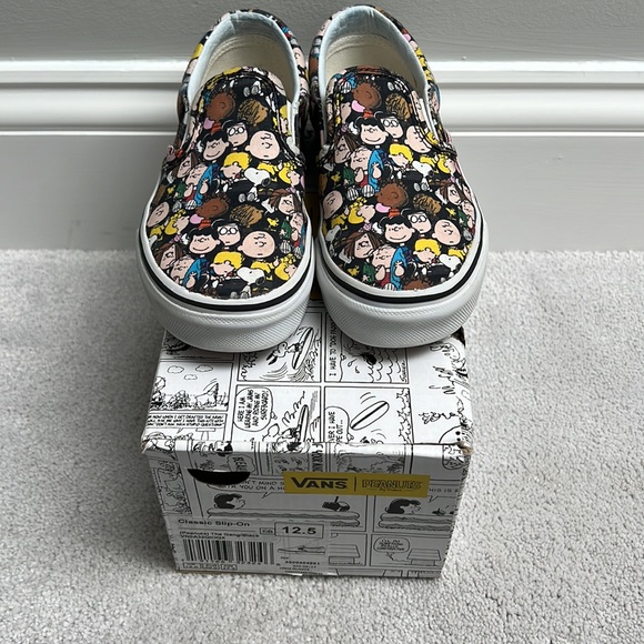 Kids Peanuts Vans - Picture 2 of 5